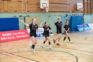 Bild 22 - wCJ SV Henstedt Ulzburg - HSG Herzhorn/Kollmar/Neuendorf : Ergebnis: 35:29
